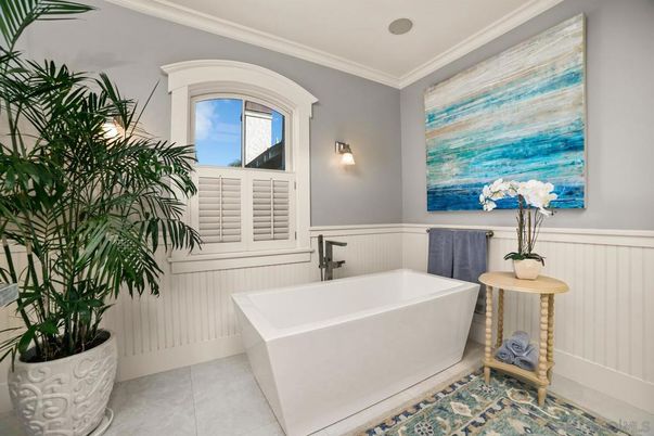 Bathroom, Free Standing Baths, Interior