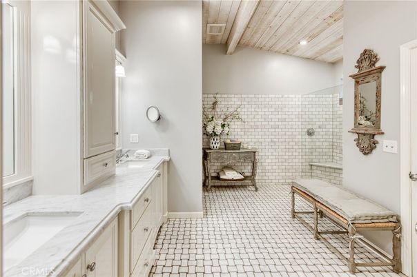 Bathroom, Interior, Recessed Lighting, Wooden Beams, Wooden Ceilings