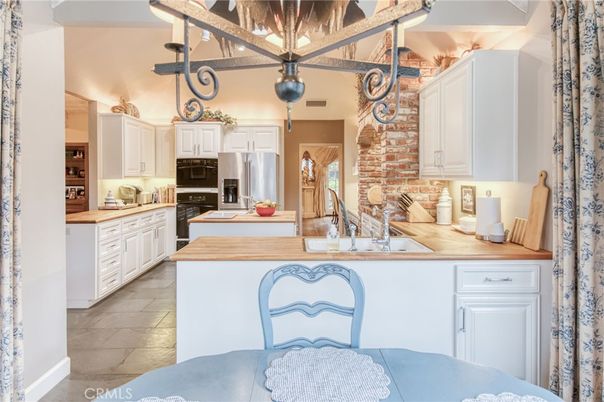 Interior, Kitchen, Pendant Lights, Stainless Steel Appliances