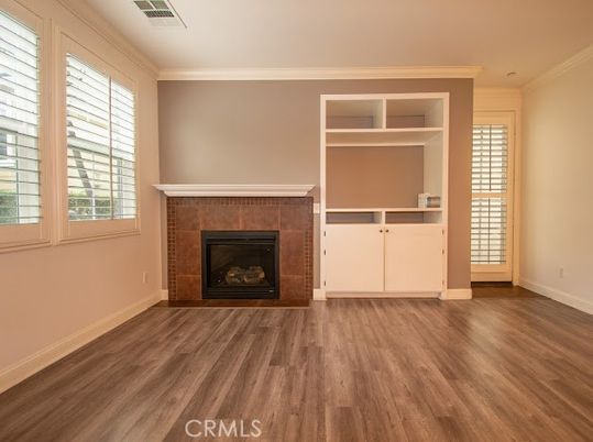 Empty room, Fireplace, Interior, Wood Texture Flooring