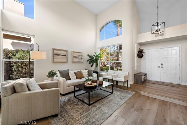 Interior, Living room, Pendant Lights, Wood Texture Flooring