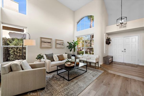 Interior, Living room, Pendant Lights, Wood Texture Flooring