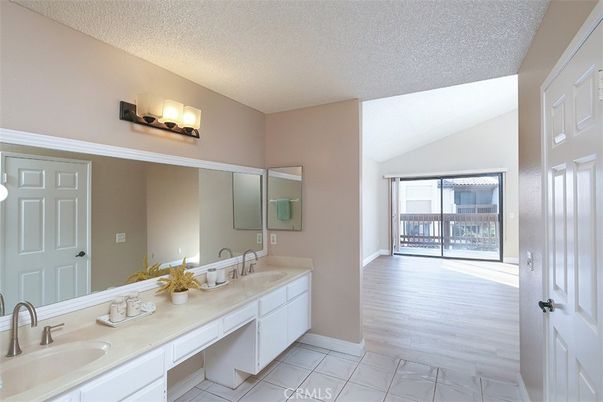 Bathroom, Dual Sink Vanities, Interior, Wood Texture Flooring