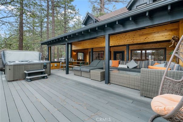 Exterior, Hot Tub