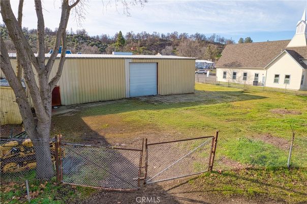 Backyard, Detached Garage, Exterior