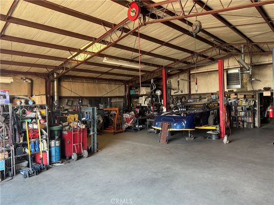Garage, Interior