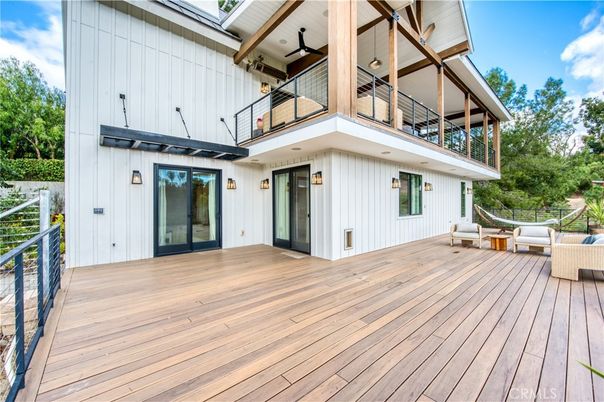 Exterior, Wood Texture Flooring