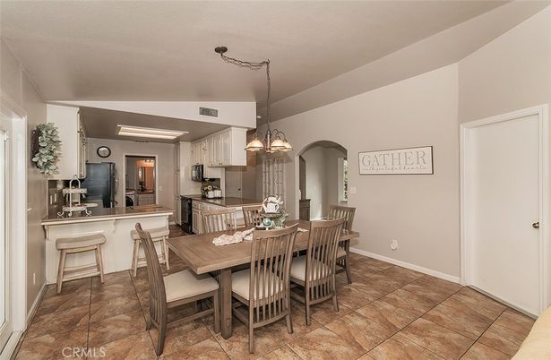 Dining room, Interior, Kitchen, Pendant Lights