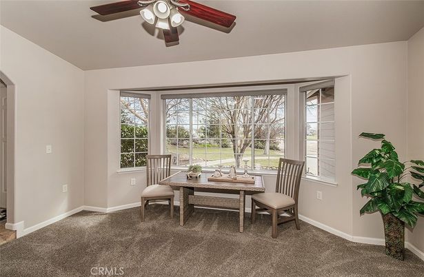 Dining room, Interior