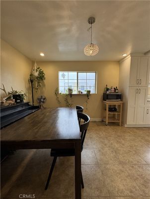 Dining room, Interior, Recessed Lighting