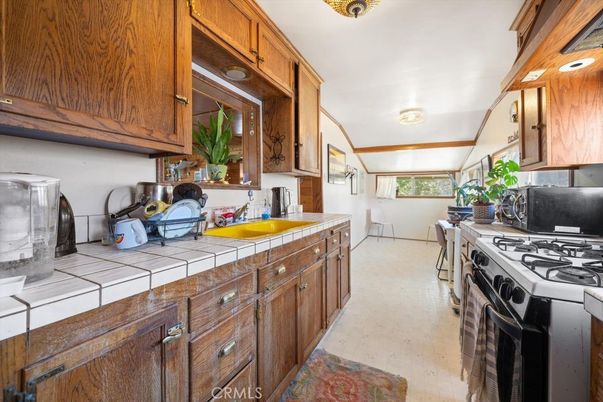 Interior, Kitchen, Tile Countertops