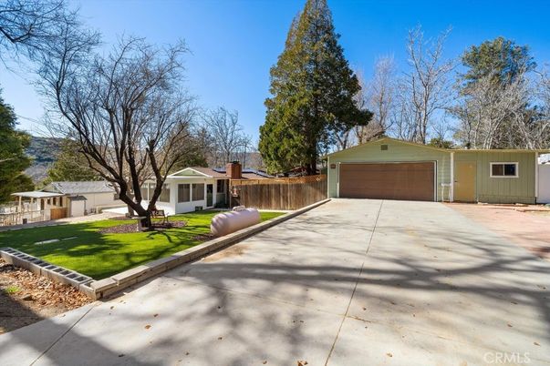 Backyard, Detached Garage, Exterior