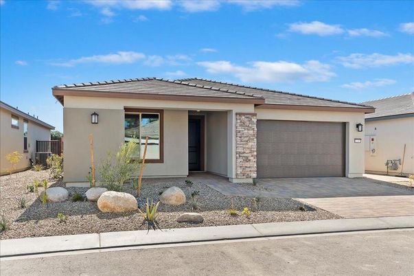Attached, Exterior, Facade, Ranch