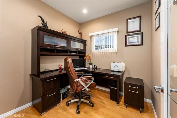 Home Office, Interior, Recessed Lighting, Wood Texture Flooring