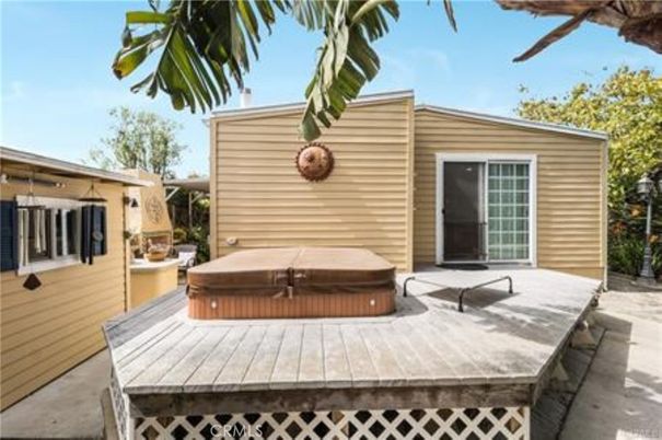Exterior, Hot Tub