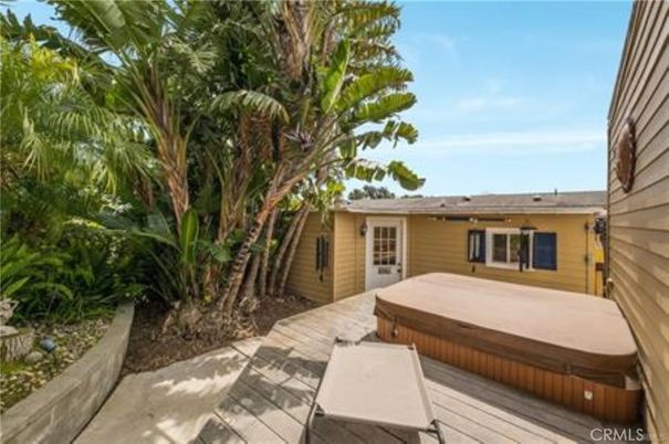 Exterior, Hot Tub