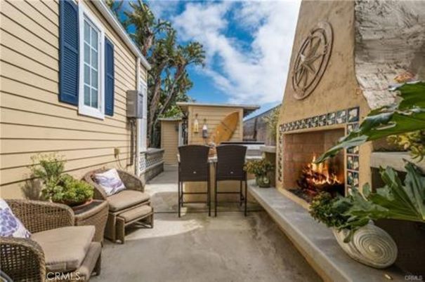 Exterior, Hot Tub