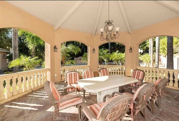 Chandelier, Dining room, Exterior, Interior
