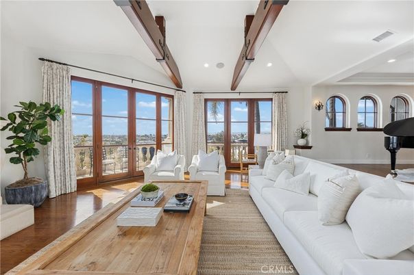 Interior, Living room, Recessed Lighting, Wooden Beams, Wood Texture Flooring