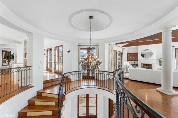 Chandelier, Dining room, Fireplace, Interior, Living room, Wood Texture Flooring
