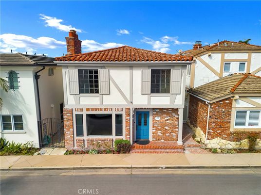 Exterior, Facade, Brick Facade, Spanish Mediterranean