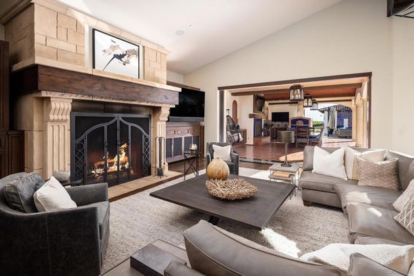 Fireplace, Interior, Living room, Piano, Recessed Lighting