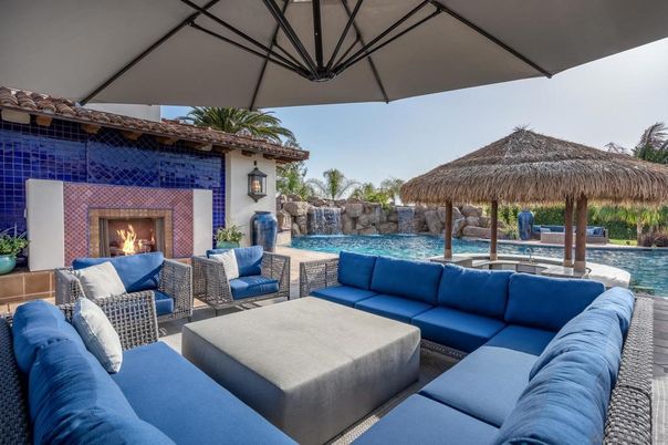 Exterior, Fireplace, Pool