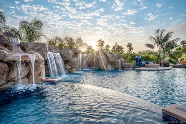 Exterior, Lake, Pool