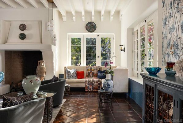Fireplace, Interior, Living room, Pendant Lights