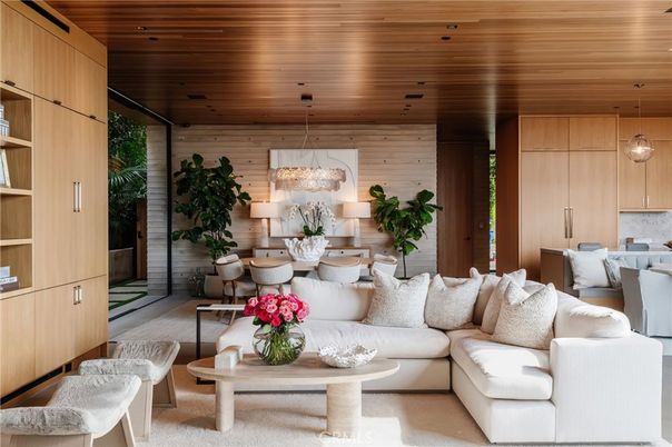 Dining room, Interior, Living room, Pendant Lights, Wooden Ceilings, Wooden Walls