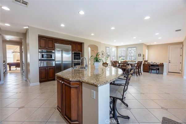 Dining room, Interior, Kitchen, Recessed Lighting, Stainless Steel Appliances