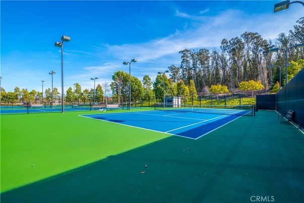 Exterior, Tennis Courts