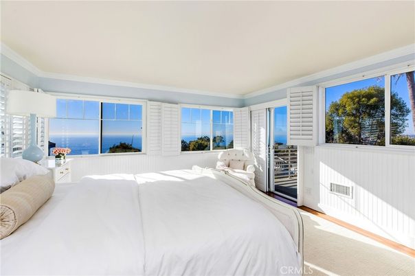 Bedroom, Interior, Water