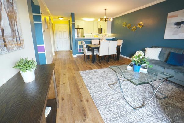Dining room, Interior, Kitchen, Living room, Pendant Lights, Wood Texture Flooring