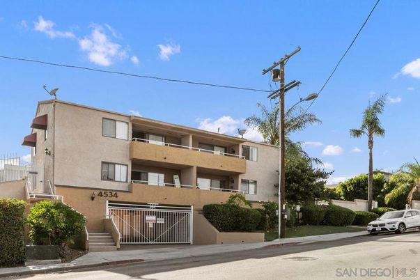Exterior, Facade, Condo Building