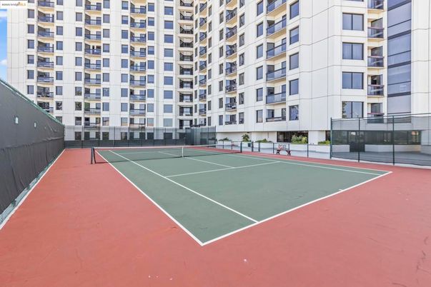 Exterior, Tennis Courts