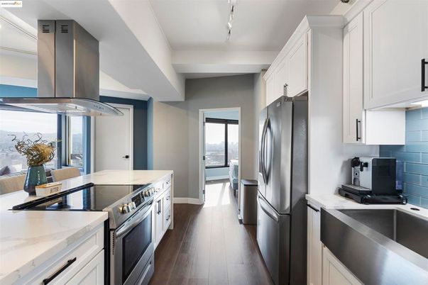 Interior, Kitchen, Stainless Steel Appliances, Wood Texture Flooring