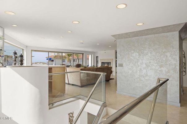 Fireplace, Interior, Recessed Lighting