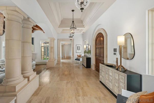 Interior, Pendant Lights, Wood Texture Flooring