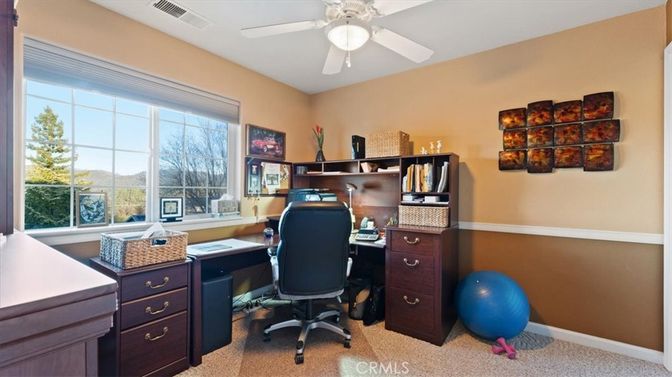 Home Office, Interior