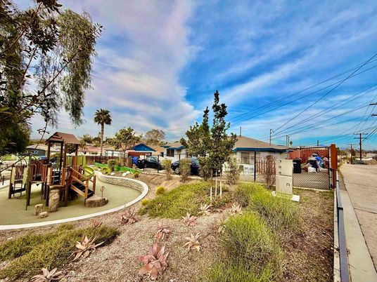 Backyard, Exterior, Playground