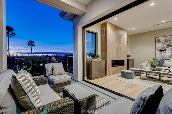 Fireplace, Interior, Living room, Recessed Lighting, Water, Wood Texture Flooring