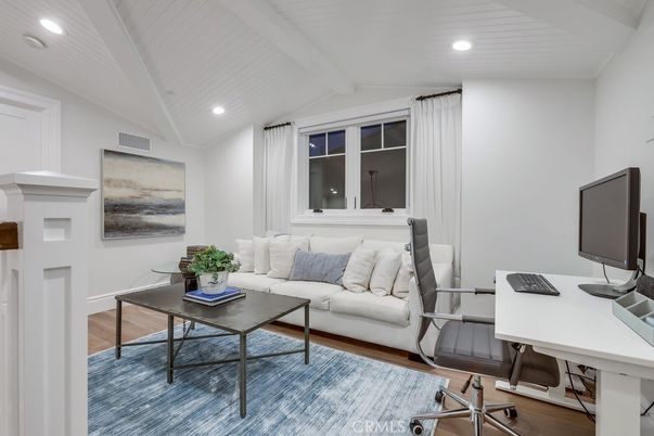 Home Office, Interior, Living room, Recessed Lighting, Wood Texture Flooring