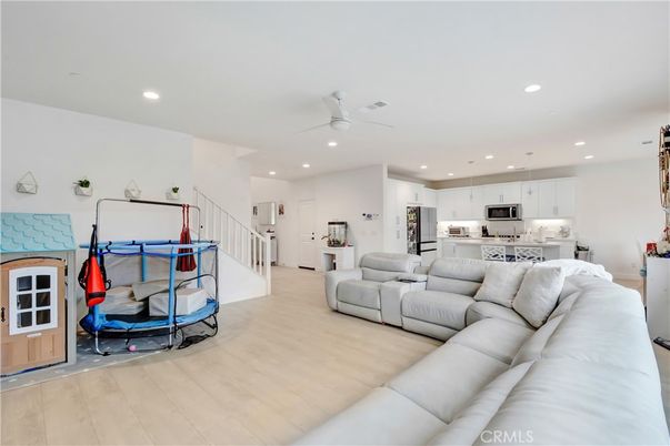 Interior, Kitchen, Living room, Recessed Lighting, Wood Texture Flooring