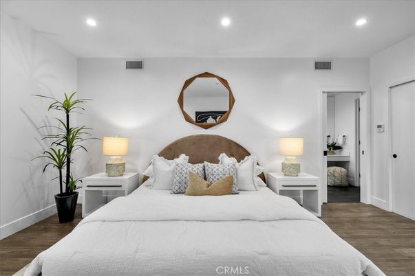 Bedroom, Interior, Recessed Lighting, Wood Texture Flooring
