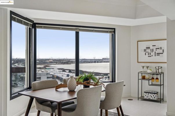 Dining room, Interior, Water