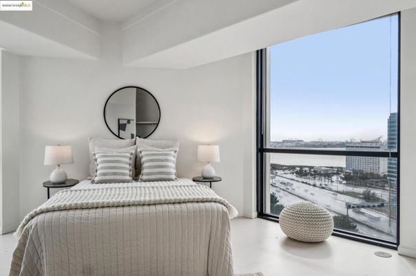 Bedroom, Interior, Water
