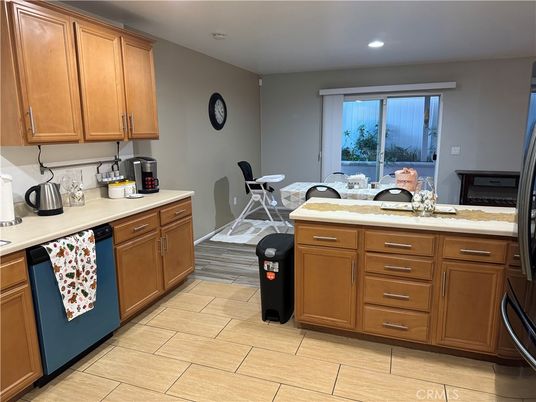 Dining room, Interior, Kitchen, Recessed Lighting