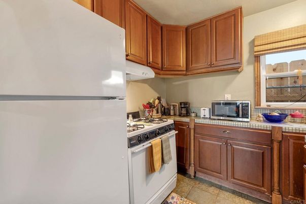Interior, Kitchen, Tile Countertops
