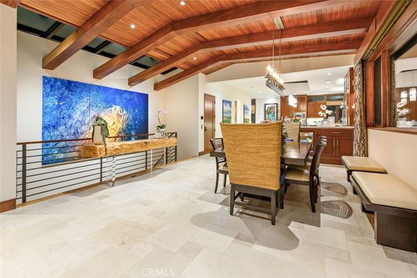Chandelier, Dining room, Interior, Kitchen, Pendant Lights, Recessed Lighting, Wooden Beams, Wooden Ceilings